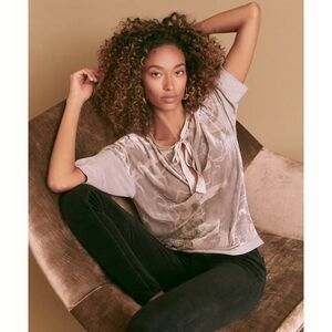 NWT Anthropologie Tiny Marbella velvet blouse Small